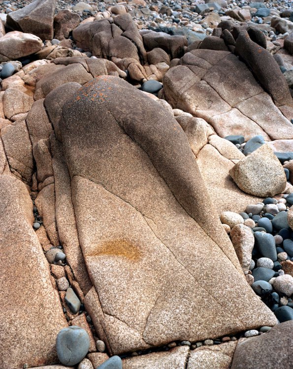 large rocks with small rocks